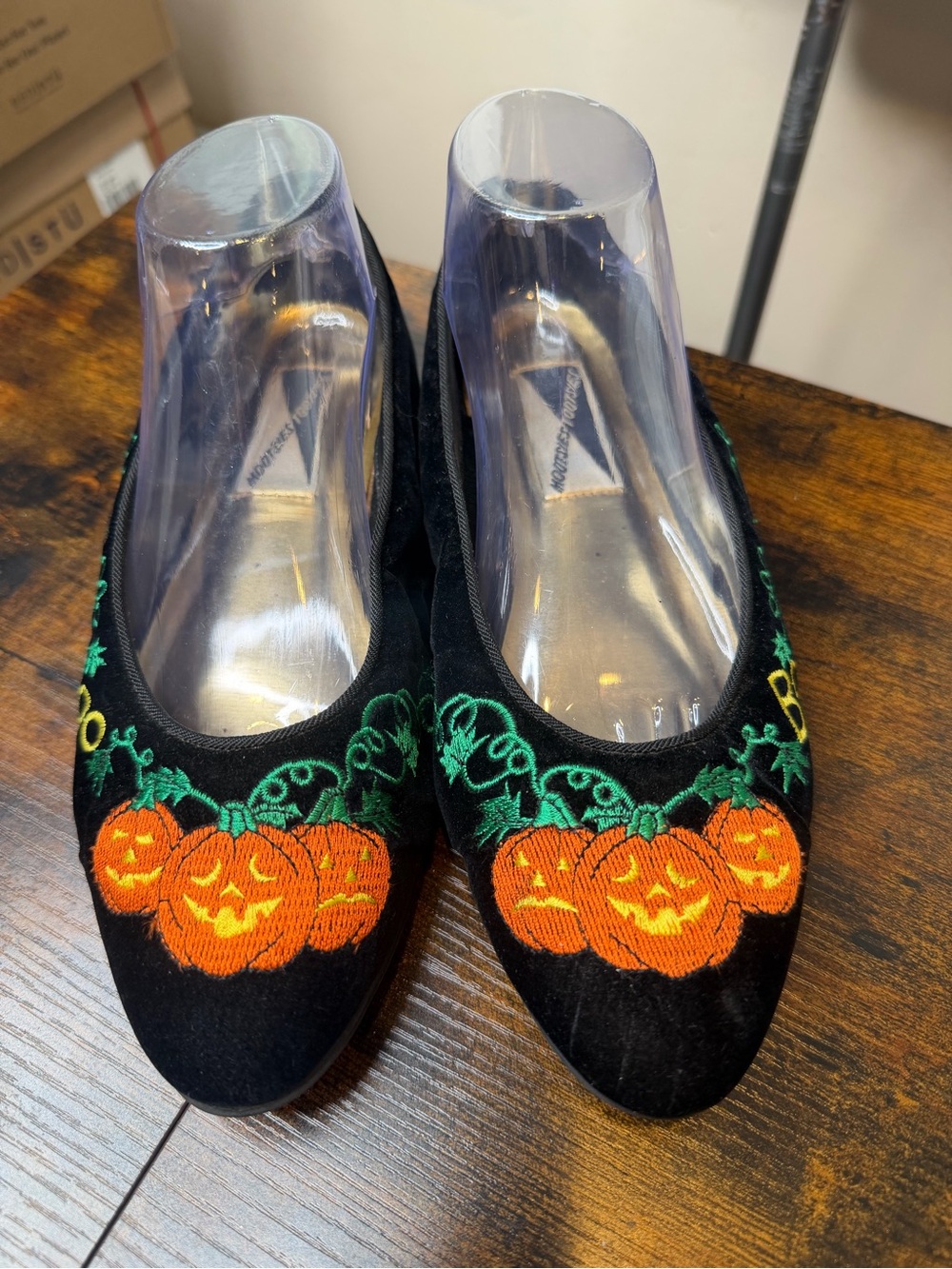 Mootsies Tootsies black velvet flats embroidered Jack O' Lantern pumpkin SZ 9M